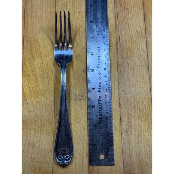 Reed & Barton Ribbon Crest Stainless Steel Flatware Set of 8 - Picture 8 of 9